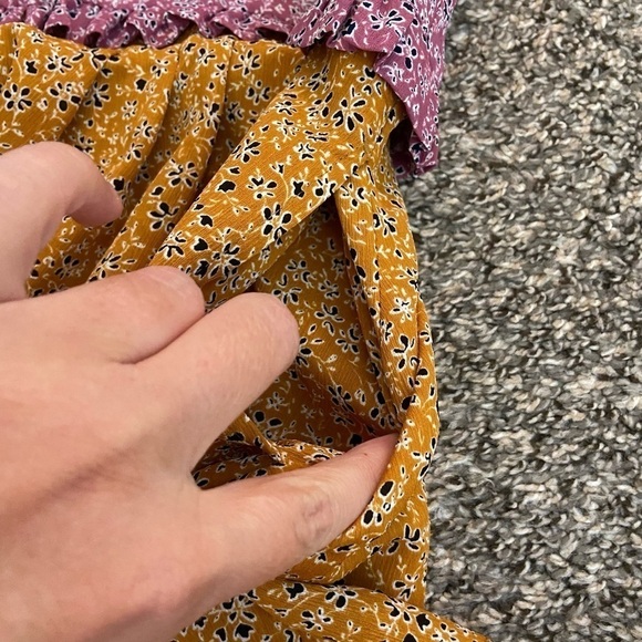 LOGO LORI GOLDSTEIN • Women’s Two Tone Button Front Blouse With Ruffles Size S - Picture 5 of 6